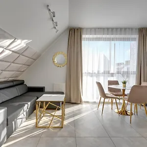 Apartment Granaria Prime Location By The River, Gdansk